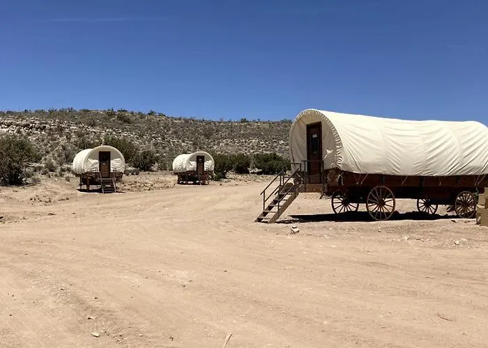 Holiday home Grand Canyon Covered Wagon For Family-friendly Glamping In Meadview, Arizona *
